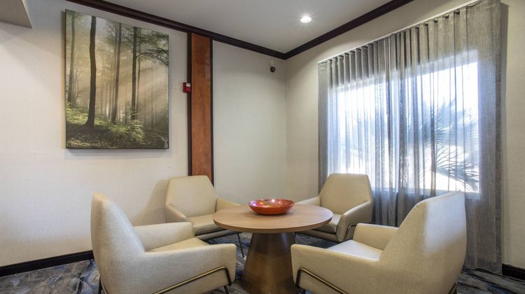 Fairfield Inn & Suites San Antonio Boern Lobby