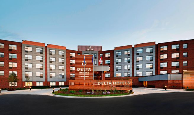 Delta Hotels Dartmouth Exterior