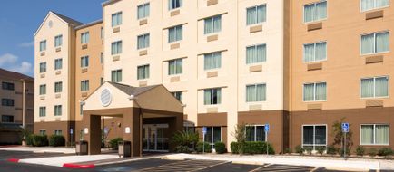 Fairfield Inn Marriott AirportNorth Star Exterior
