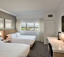 Delta Hotels by Marriott Kamloops Room