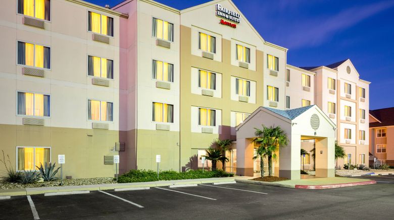 <b>Fairfield Inn San Antonio Market Square Exterior</b>. Images powered by <a href="https://www.leonardoworldwide.com/" title="Leonardo Worldwide" target="_blank">Leonardo</a>.