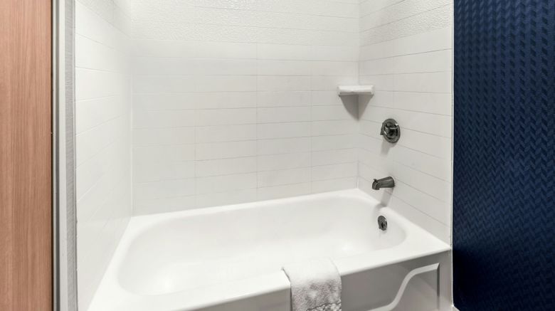<b>Fairfield Inn San Antonio Market Square Room</b>. Images powered by <a href="https://www.leonardoworldwide.com/" title="Leonardo Worldwide" target="_blank">Leonardo</a>.
