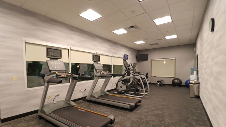 Fairfield Inn & Suites Kearney Health Club