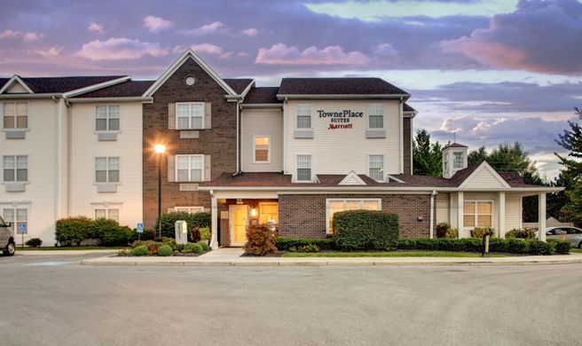 TownePlace Suites Findlay Exterior
