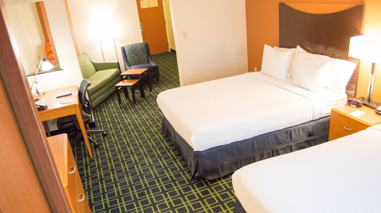 Fairfield Inn & Suites North/Stone Oak Suite