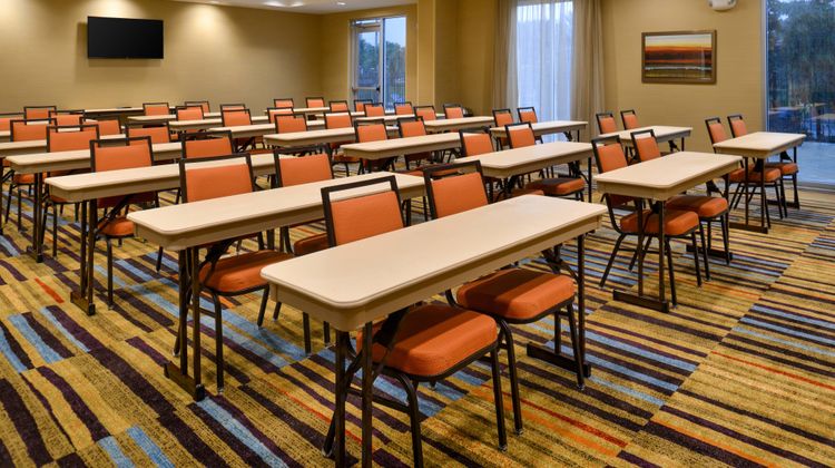 Fairfield Inn & Suites Orlando East/UCF Meeting