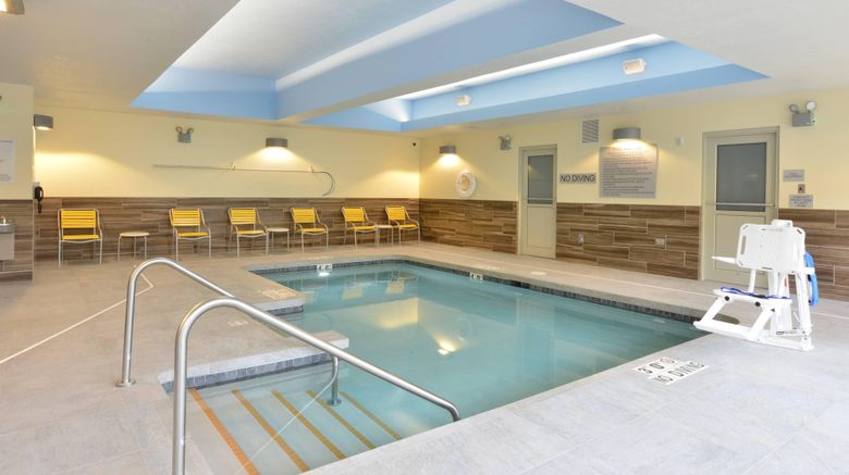 <b>Fairfield Inn & Suites Eau Claire Pool</b>. Images powered by <a href="https://www.leonardoworldwide.com/" title="Leonardo Worldwide" target="_blank">Leonardo</a>.