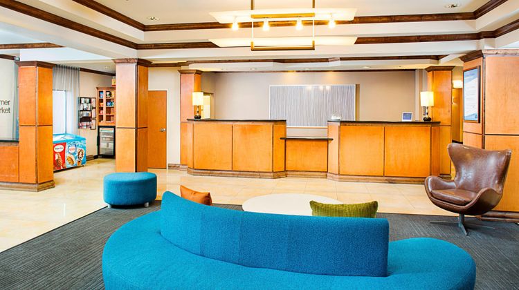 Fairfield Inn & Suites SeaWorld/Westover Lobby