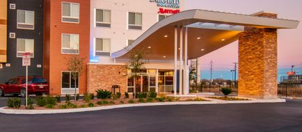Fairfield Inn & Suites San Antonio SE Exterior