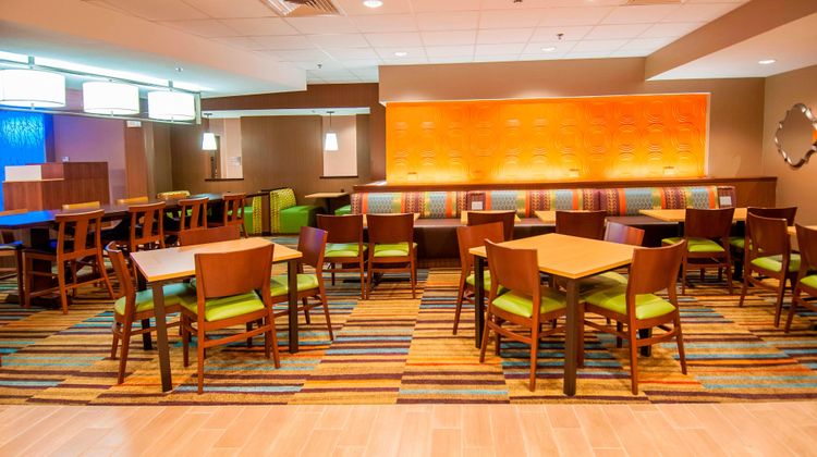Fairfield Inn & Suites San Antonio SE Restaurant