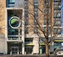 Element Omaha Midtown Crossing Exterior