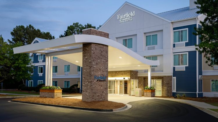 Fairfield Inn & Suites Savannah Airport Exterior