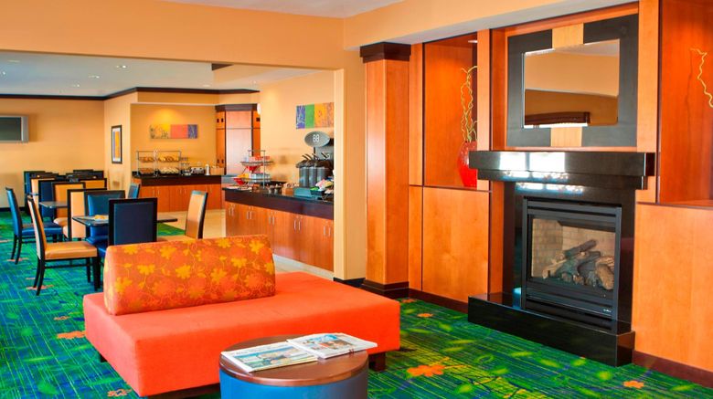 <b>Fairfield Inn & Suites Joliet North Lobby</b>. Images powered by <a href="https://www.leonardoworldwide.com/" title="Leonardo Worldwide" target="_blank">Leonardo</a>.