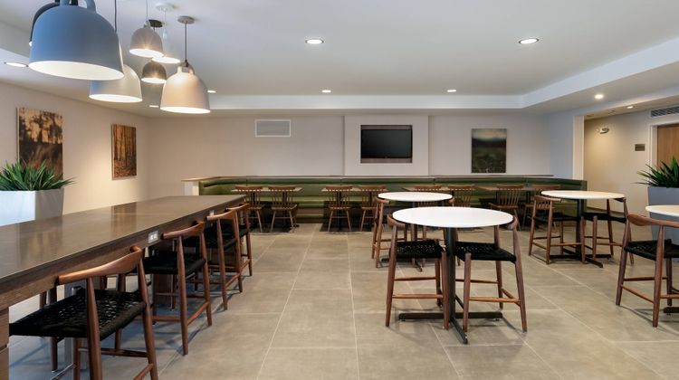 Fairfield Inn & Suites Savannah Airport Restaurant