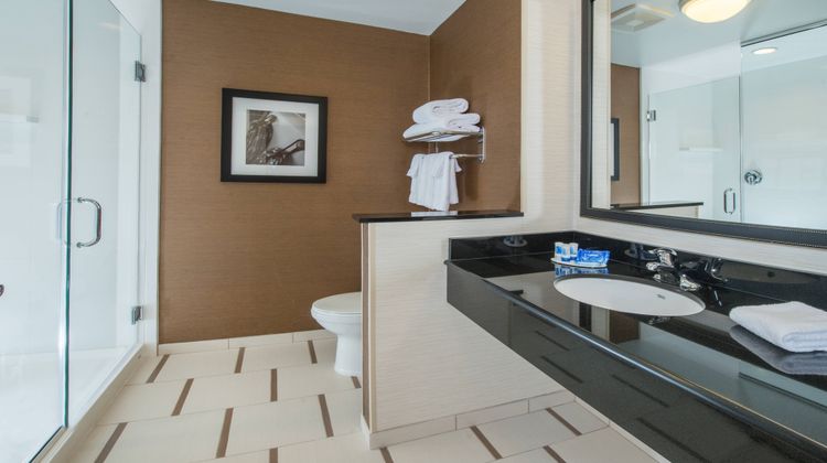 Fairfield Inn & Suites Easton Room