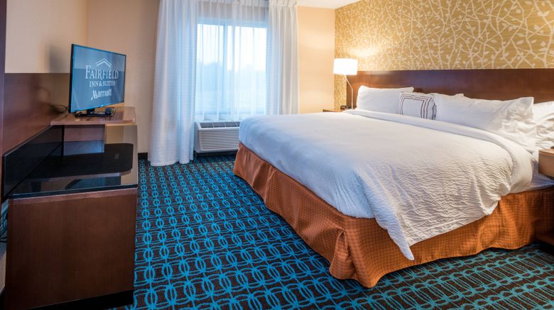 <b>Fairfield Inn & Suites Meridian Suite</b>. Images powered by <a href="https://www.leonardoworldwide.com/" title="Leonardo Worldwide" target="_blank">Leonardo</a>.