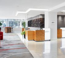 Delta Hotels Ottawa City Centre Lobby