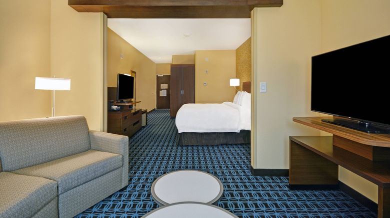 <b>Fairfield Inn & Suites Savannah SW Suite</b>. Images powered by <a href="https://www.leonardoworldwide.com/" title="Leonardo Worldwide" target="_blank">Leonardo</a>.