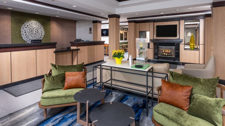 Fairfield Inn & Suites New Bedford Lobby