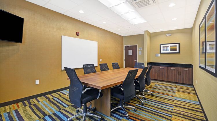 Fairfield Inn & Suites Savannah SW Meeting
