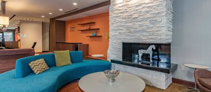 Fairfield Inn & Suites Elkhart Lobby