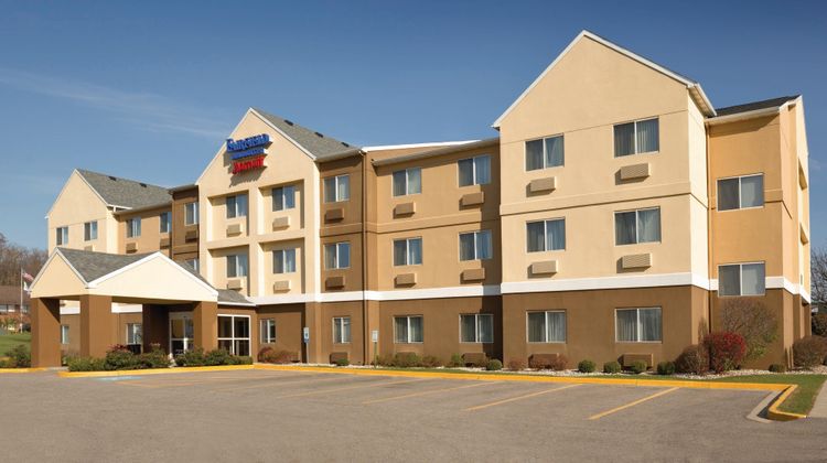 Fairfield Inn by Marriott Exterior