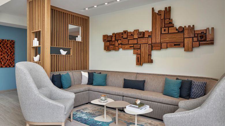 <b>Element Valley Forge Lobby</b>. Images powered by <a href="https://www.leonardoworldwide.com/" title="Leonardo Worldwide" target="_blank">Leonardo</a>.