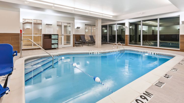 Fairfield Inn & Suites Goshen Pool