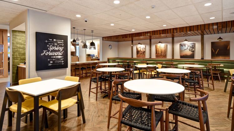 Fairfield Inn & Suites Plymouth Restaurant