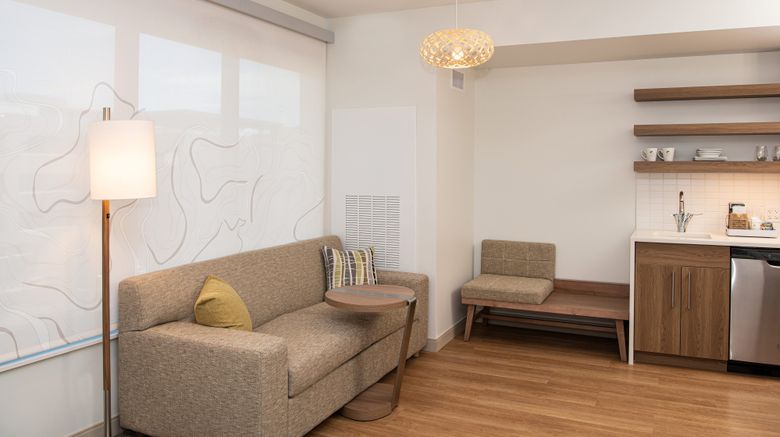 <b>Element Scottsdale at SkySong Suite</b>. Images powered by <a href="https://www.leonardoworldwide.com/" title="Leonardo Worldwide" target="_blank">Leonardo</a>.