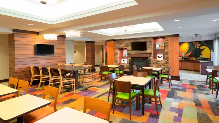 Fairfield Inn & Suites State College Restaurant