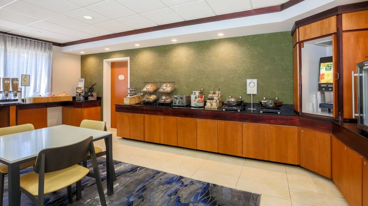 Fairfield Inn & Suites Mahwah Restaurant