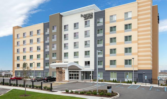 Fairfield Inn & Suites North Bergen Exterior