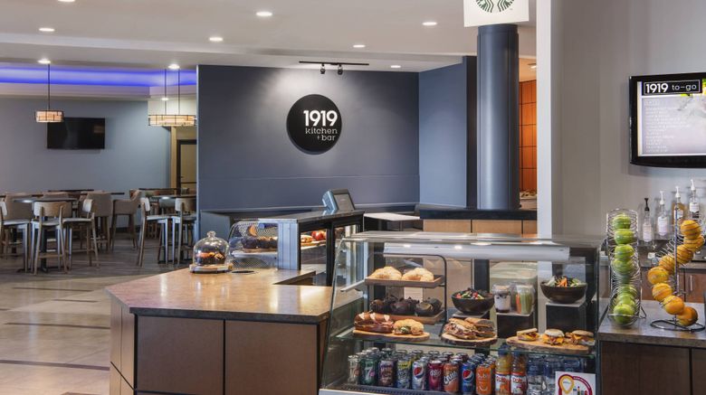 <b>Delta Hotels Regina Restaurant</b>. Images powered by <a href="https://www.leonardoworldwide.com/" title="Leonardo Worldwide" target="_blank">Leonardo</a>.