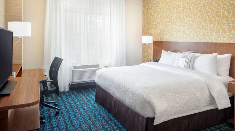 <b>Fairfield Inn & Suites North Bergen Room</b>. Images powered by <a href="https://www.leonardoworldwide.com/" title="Leonardo Worldwide" target="_blank">Leonardo</a>.