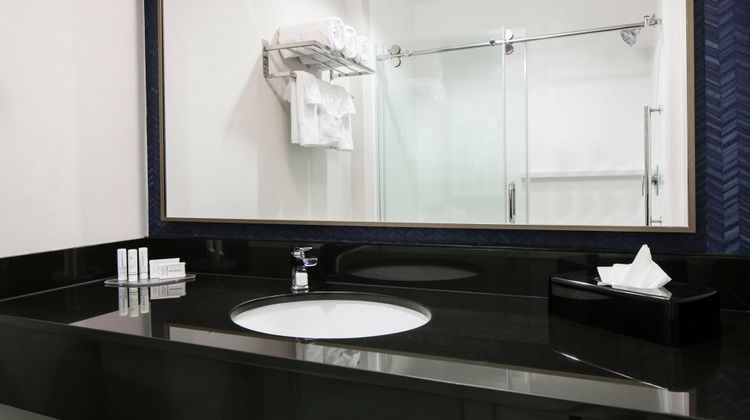 Fairfield Inn by Marriott Room