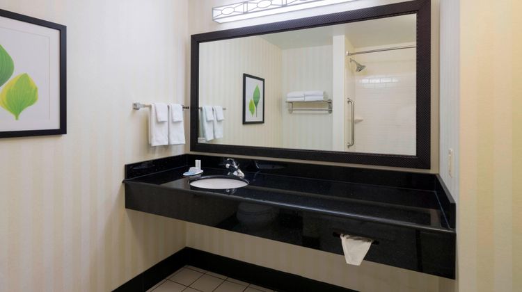 Fairfield Inn & Suites Room