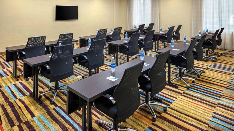 <b>Fairfield Inn & Suites North Bergen Meeting</b>. Images powered by <a href="https://www.leonardoworldwide.com/" title="Leonardo Worldwide" target="_blank">Leonardo</a>.