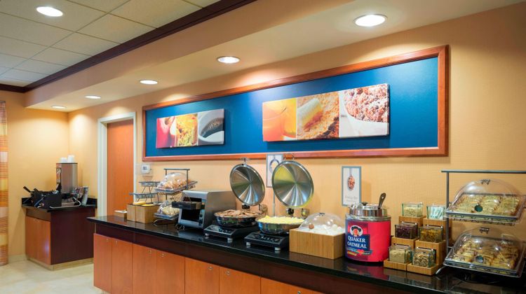 Fairfield Inn & Suites Restaurant