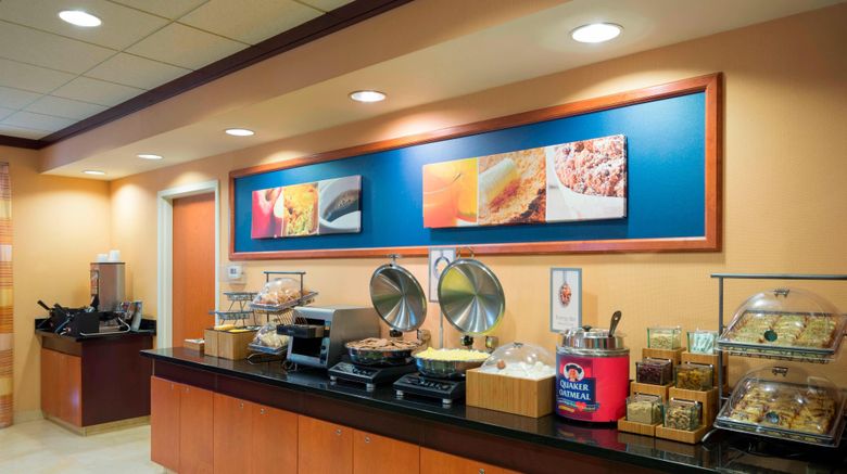 <b>Fairfield Inn & Suites Restaurant</b>. Images powered by <a href="https://www.leonardoworldwide.com/" title="Leonardo Worldwide" target="_blank">Leonardo</a>.