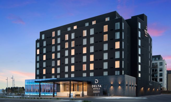 Delta Hotels by Marriott Thunder Bay Exterior