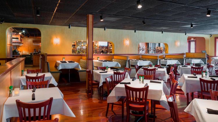 Fairfield Inn & Suites, Paramus Restaurant