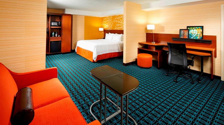 <b>Fairfield Inn E Rutherford Meadowlands Suite</b>. Images powered by <a href="https://www.leonardoworldwide.com/" title="Leonardo Worldwide" target="_blank">Leonardo</a>.