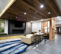 Fairfield Inn & Suites Airport Lobby