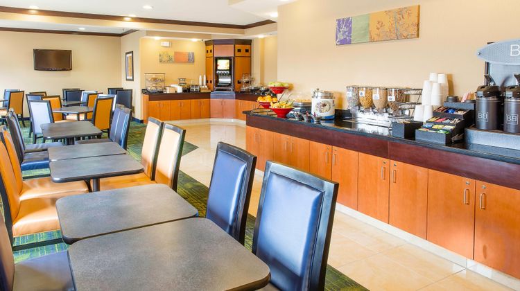 Fairfield Inn & Suites Fargo Restaurant