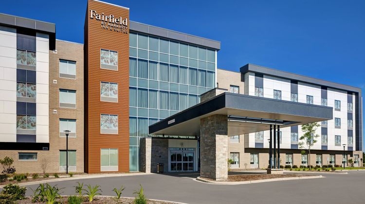 Fairfield Inn/Stes Milwaukee Brookfield Exterior