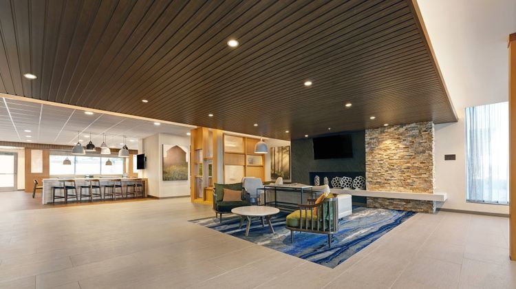 Fairfield Inn/Stes Milwaukee Brookfield Lobby