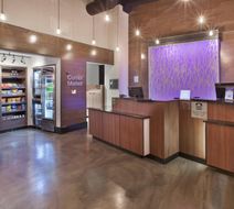 Fairfield Inn & Stes Milwaukee Downtown Lobby
