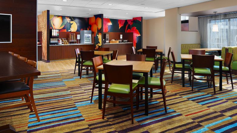 <b>Fairfield Inn Fresno Yosemite Airport Restaurant</b>. Images powered by <a href="https://www.leonardoworldwide.com/" title="Leonardo Worldwide" target="_blank">Leonardo</a>.