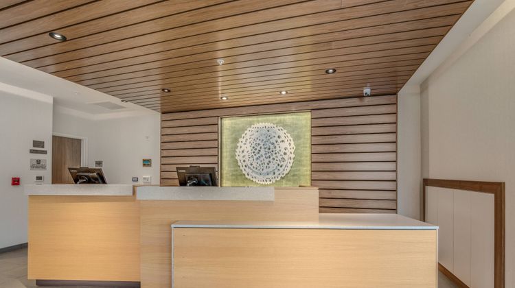 Fairfield by Marriott Inn & Suites Lobby